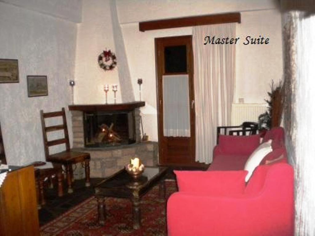 Agrampeli Apartment Mega Chorio Cameră foto